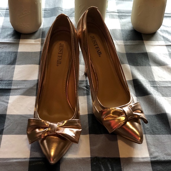 Rose gold heels - Picture 2 of 3